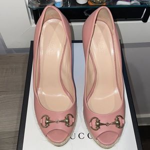 Gucci blush pink wedge